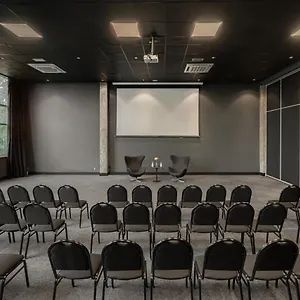 Intercity Canoas Hotel
